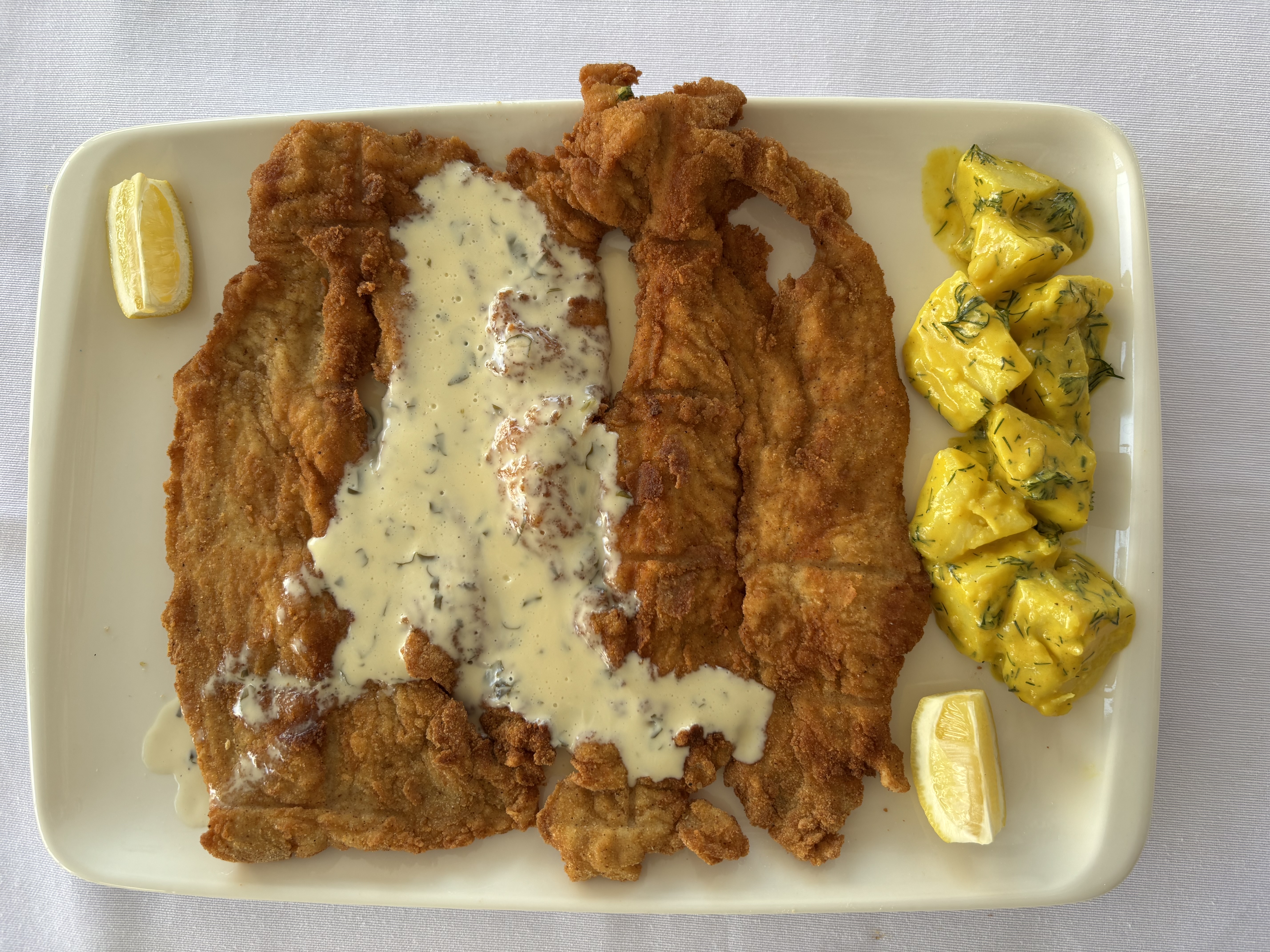 A La Chef Soslu Et Şinitzel